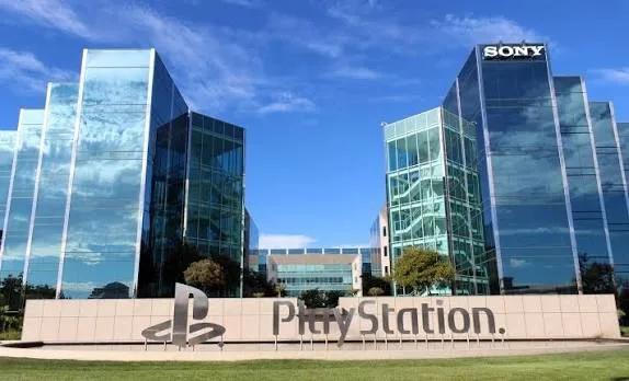 Sony completa cinco dias sem publicações após polêmica sobre mídias físicas; comunidade levanta questionamentos